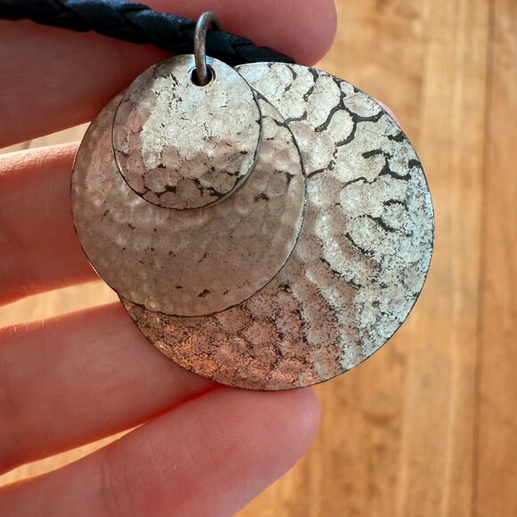 Black Choker with Hammered Silver Circles Necklace - Picture 4 of 5